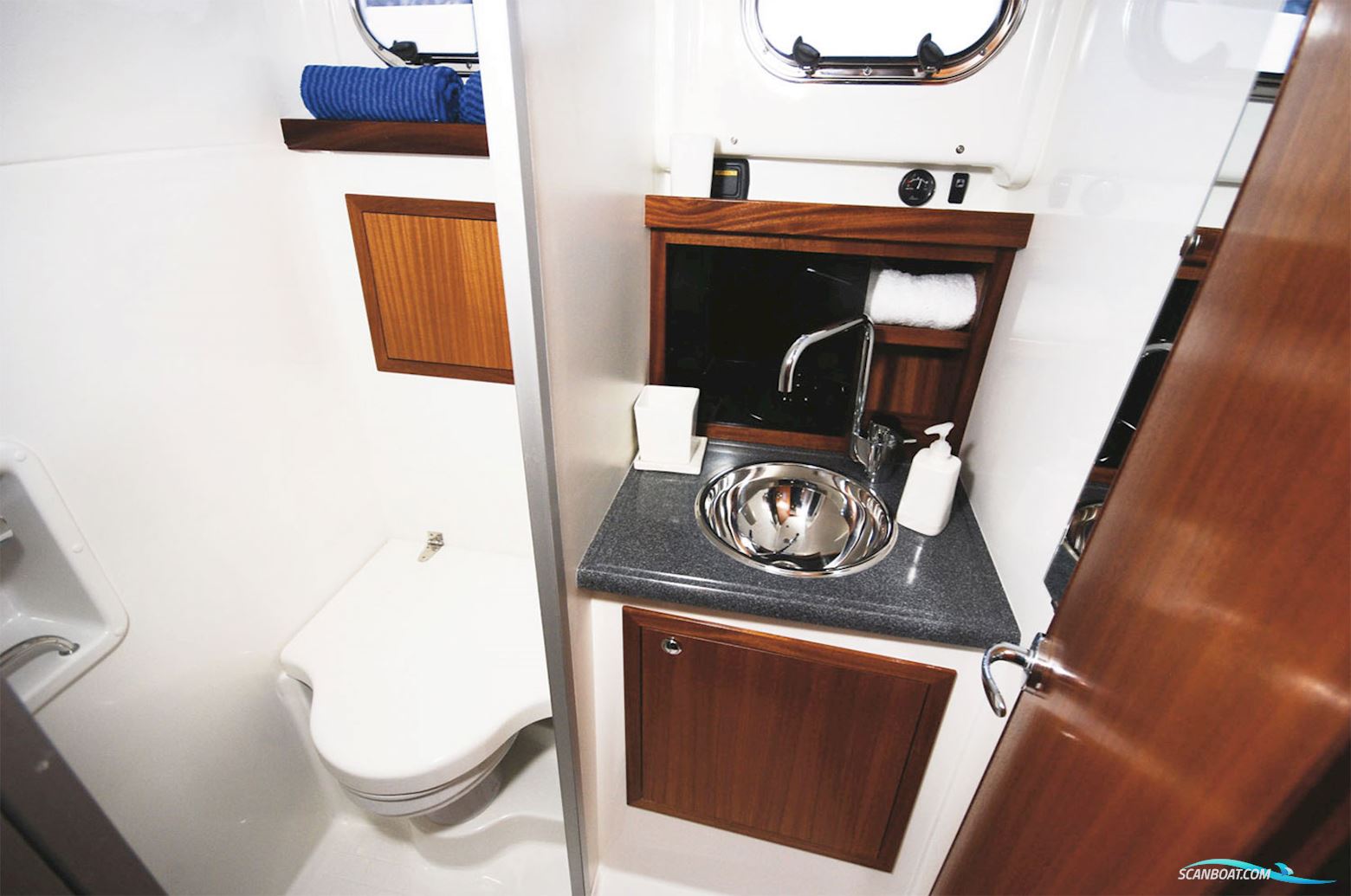 Viknes 1080 Panorama NY