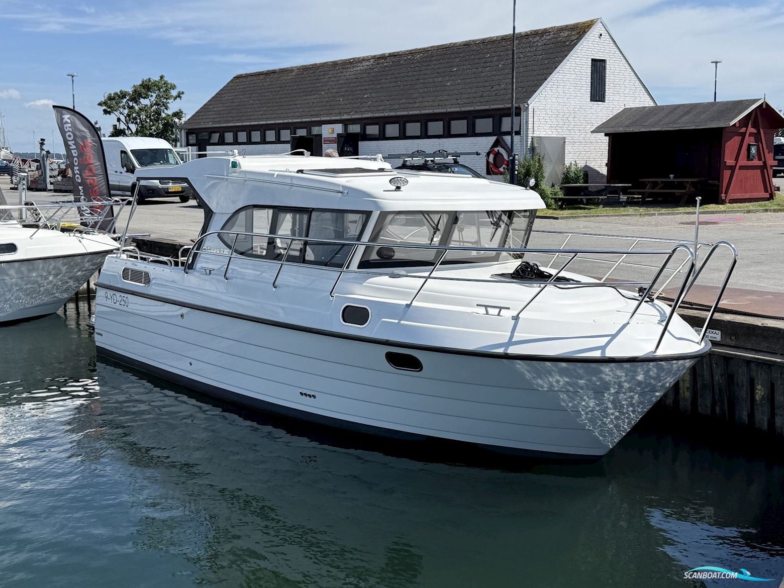 Viknes 930, Diesel V8 370hk, Solgt