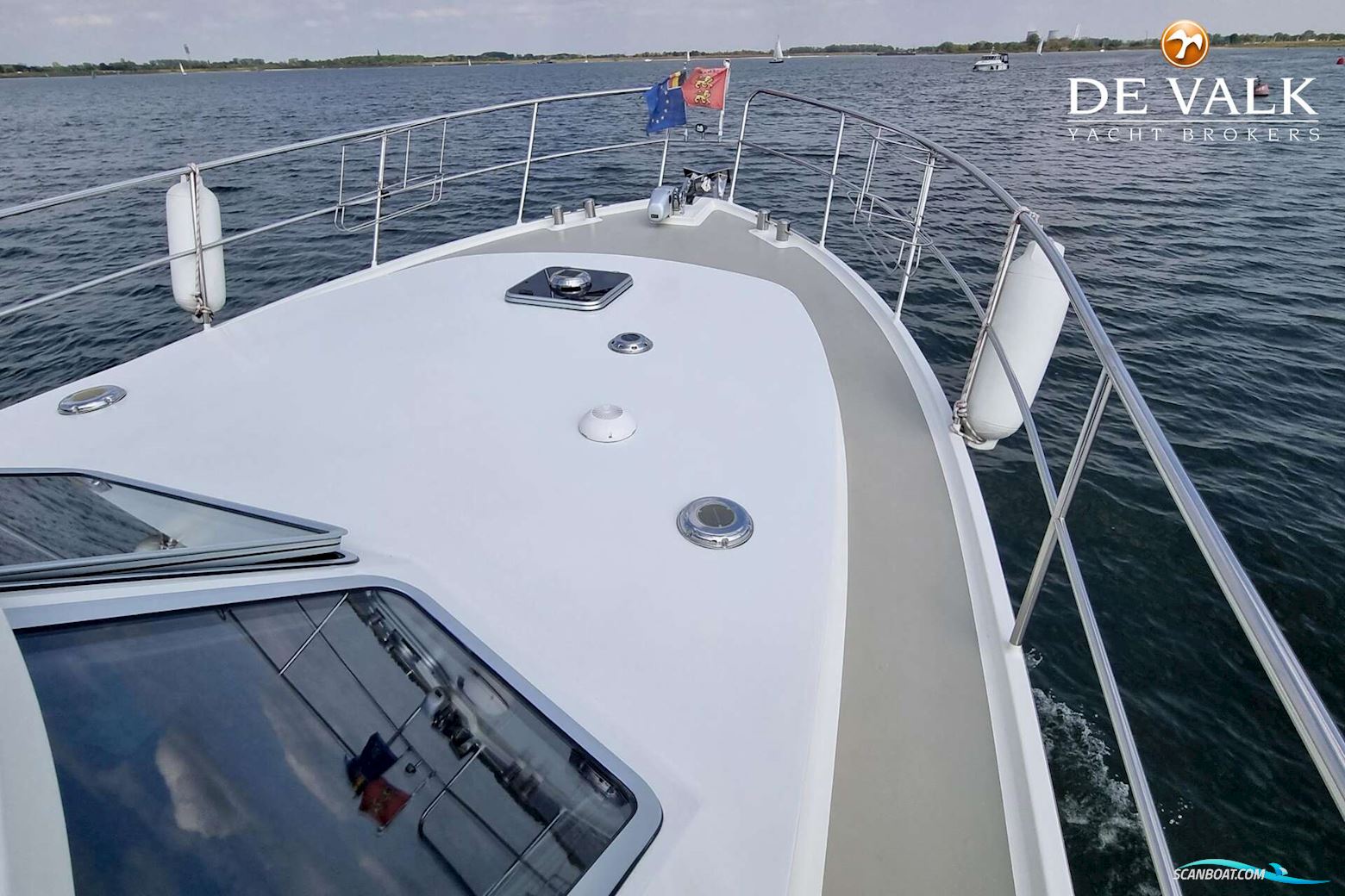 Vischer Yachting Custom 125AC