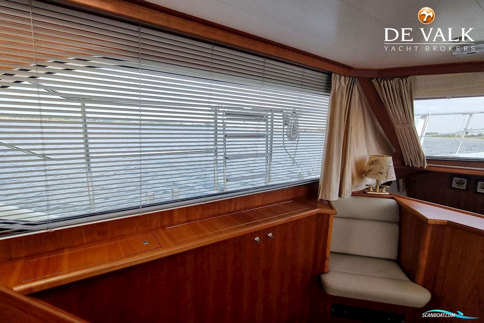 Vischer Yachting Custom 125AC