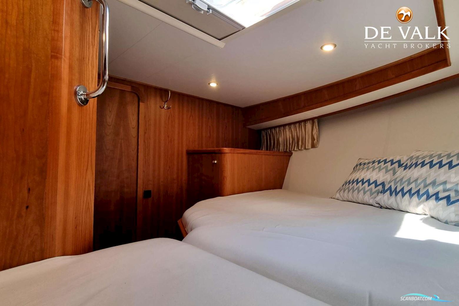 Vischer Yachting Custom 125AC