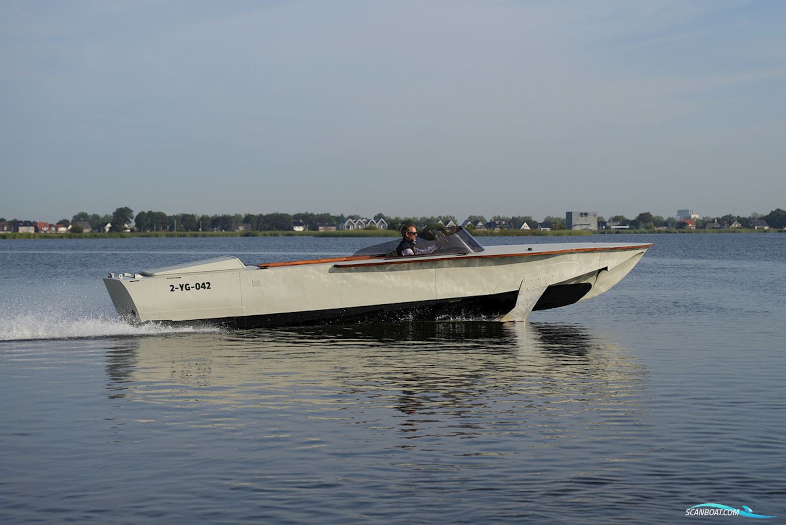 Volga Draagvleugelboot