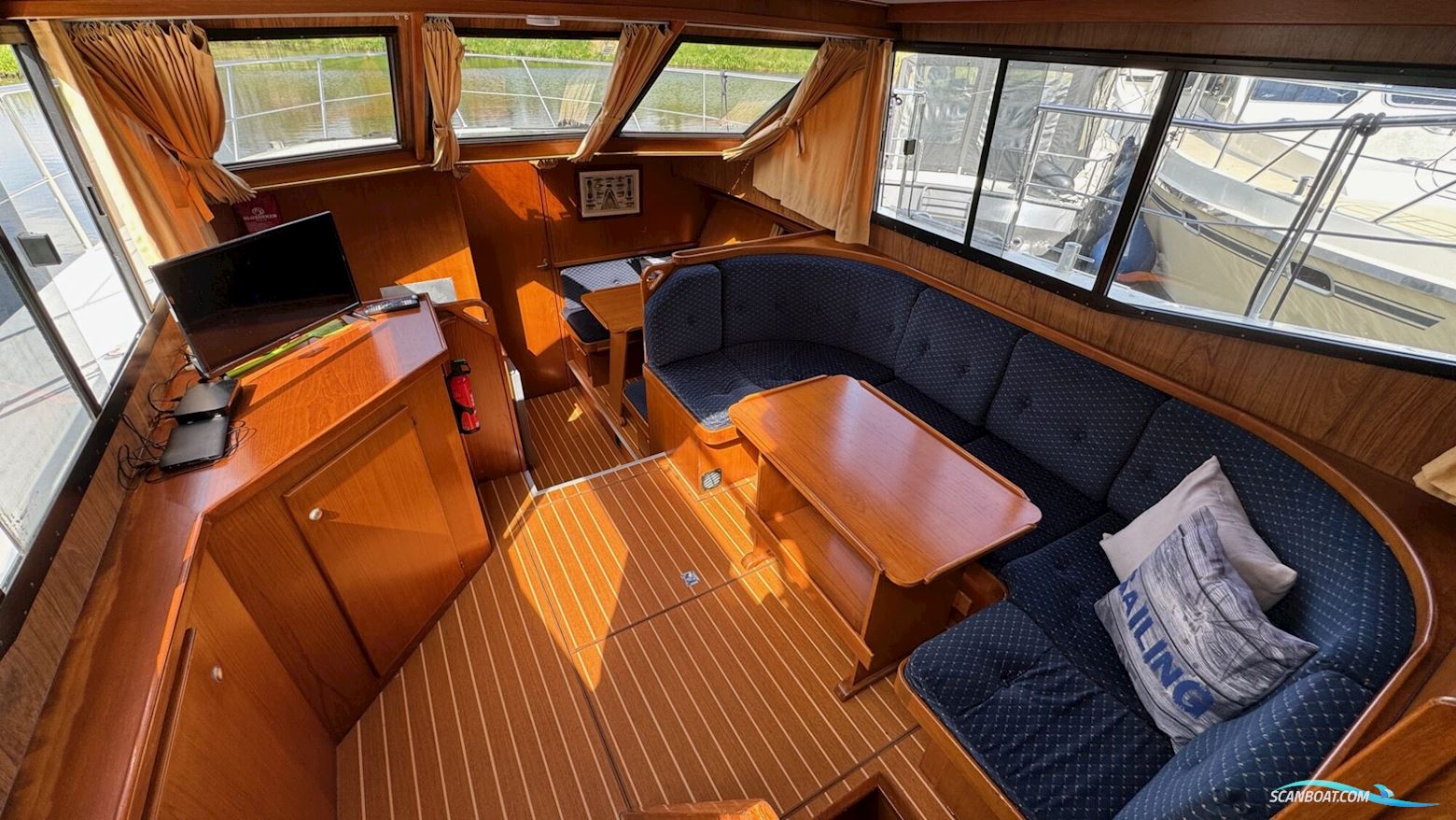 Vri-Jon Contessa 37 AK Cabrio