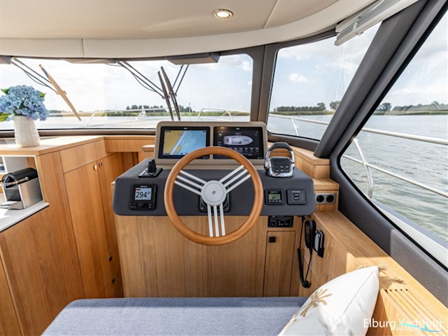 Vripack 42 Open Kuip - Stabilizer