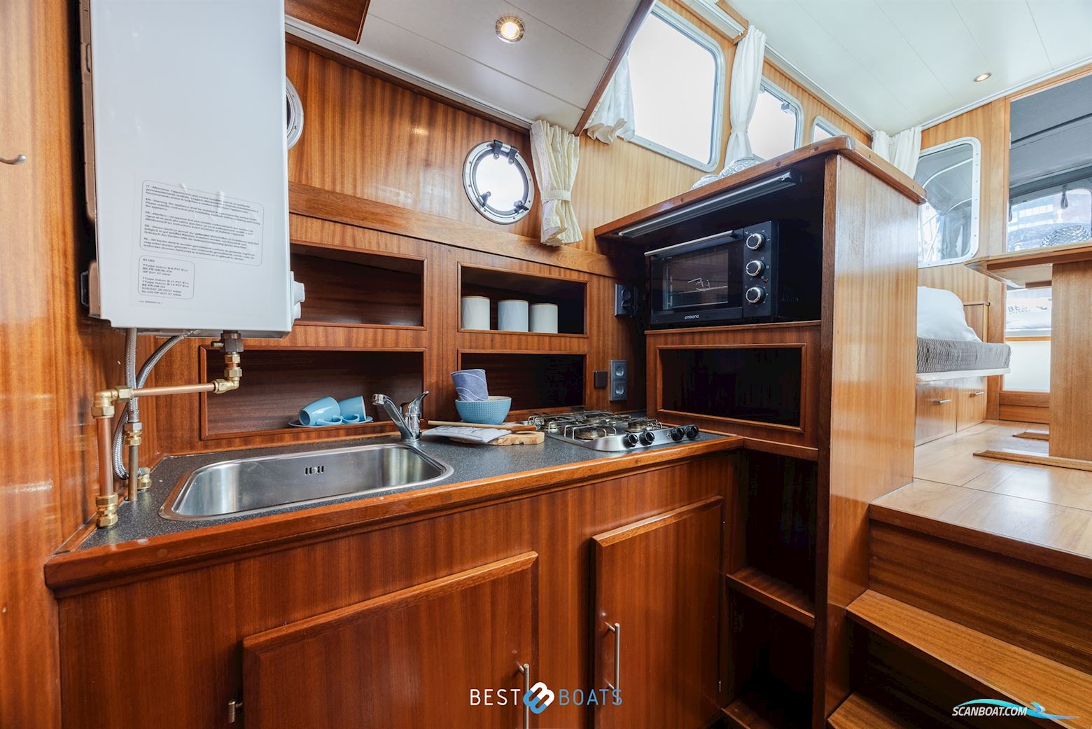 Vripak Yachting 965 OK