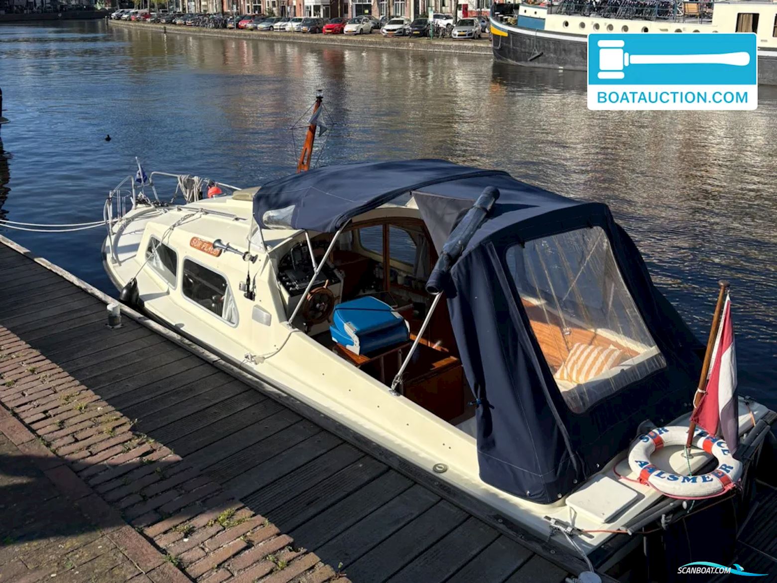 WATERLAND 700