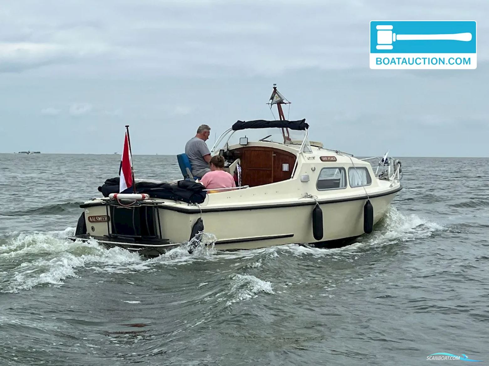 WATERLAND 700