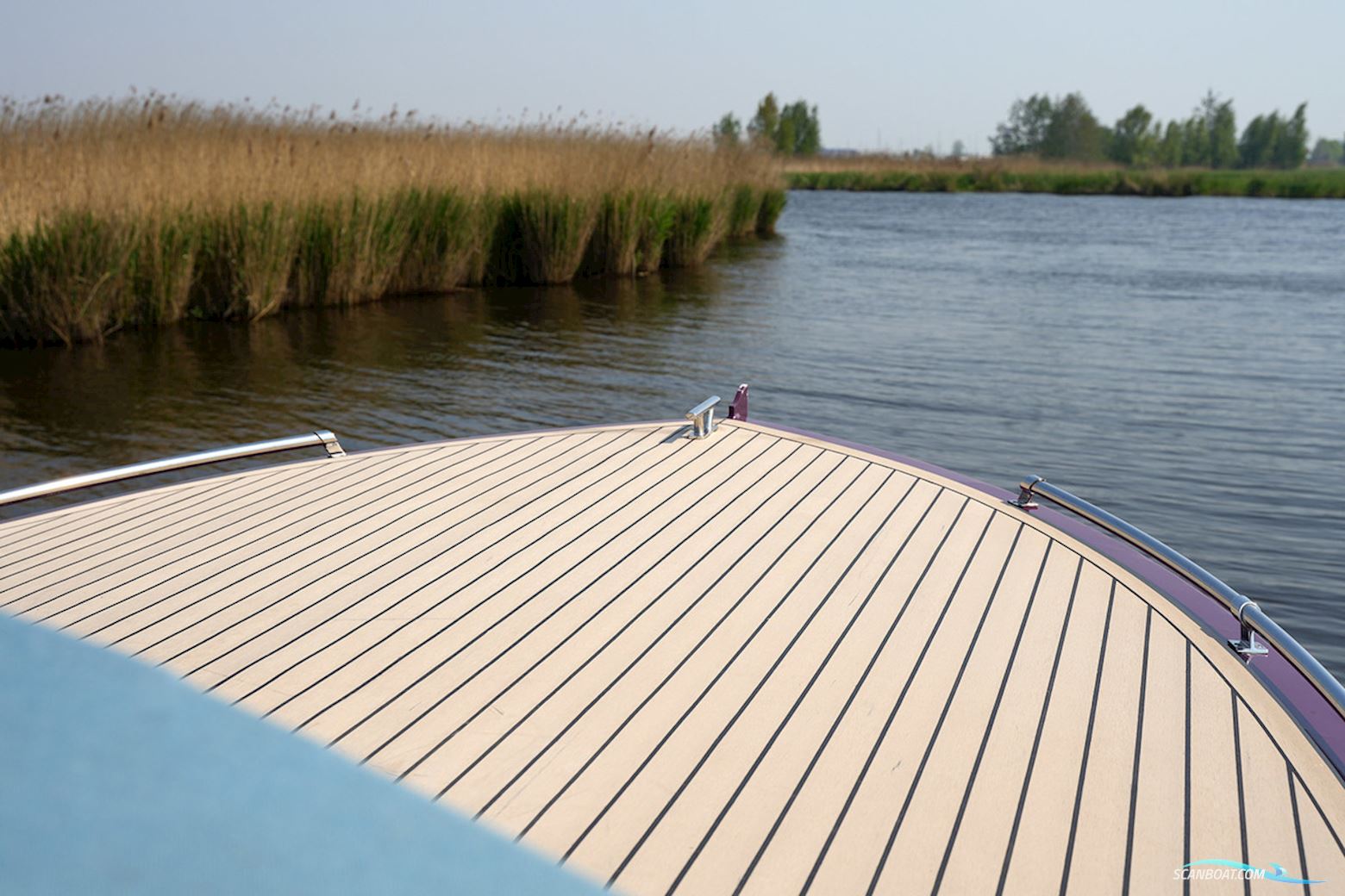Waterman 8.0 Cabin