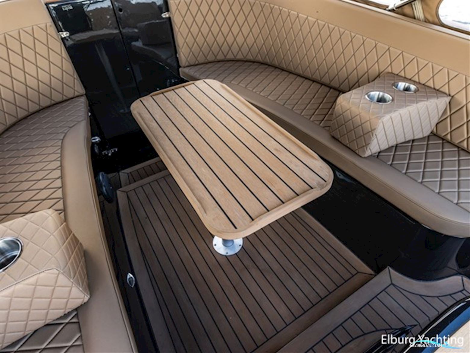 Waterspoor 717 Aviator