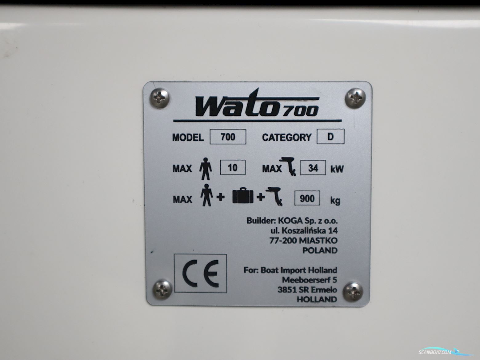 Wato 700 - Via Boatauction.Com