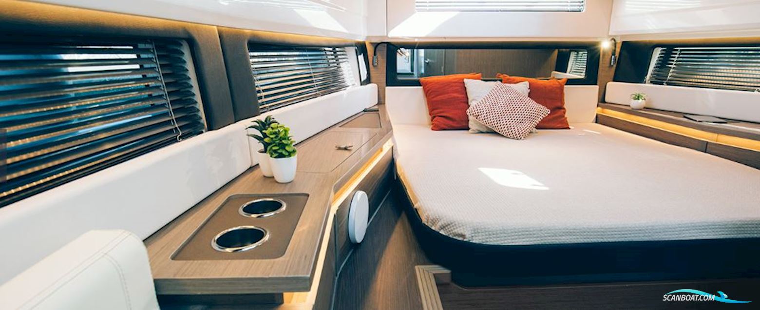 WellCraft Explorer 38