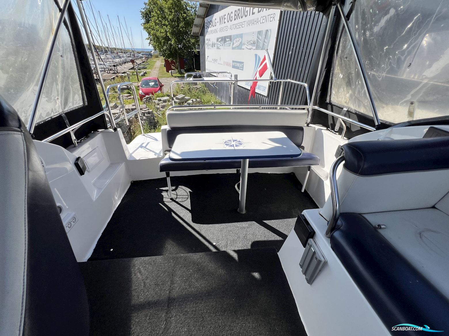 Whittley 2165 Cruiser