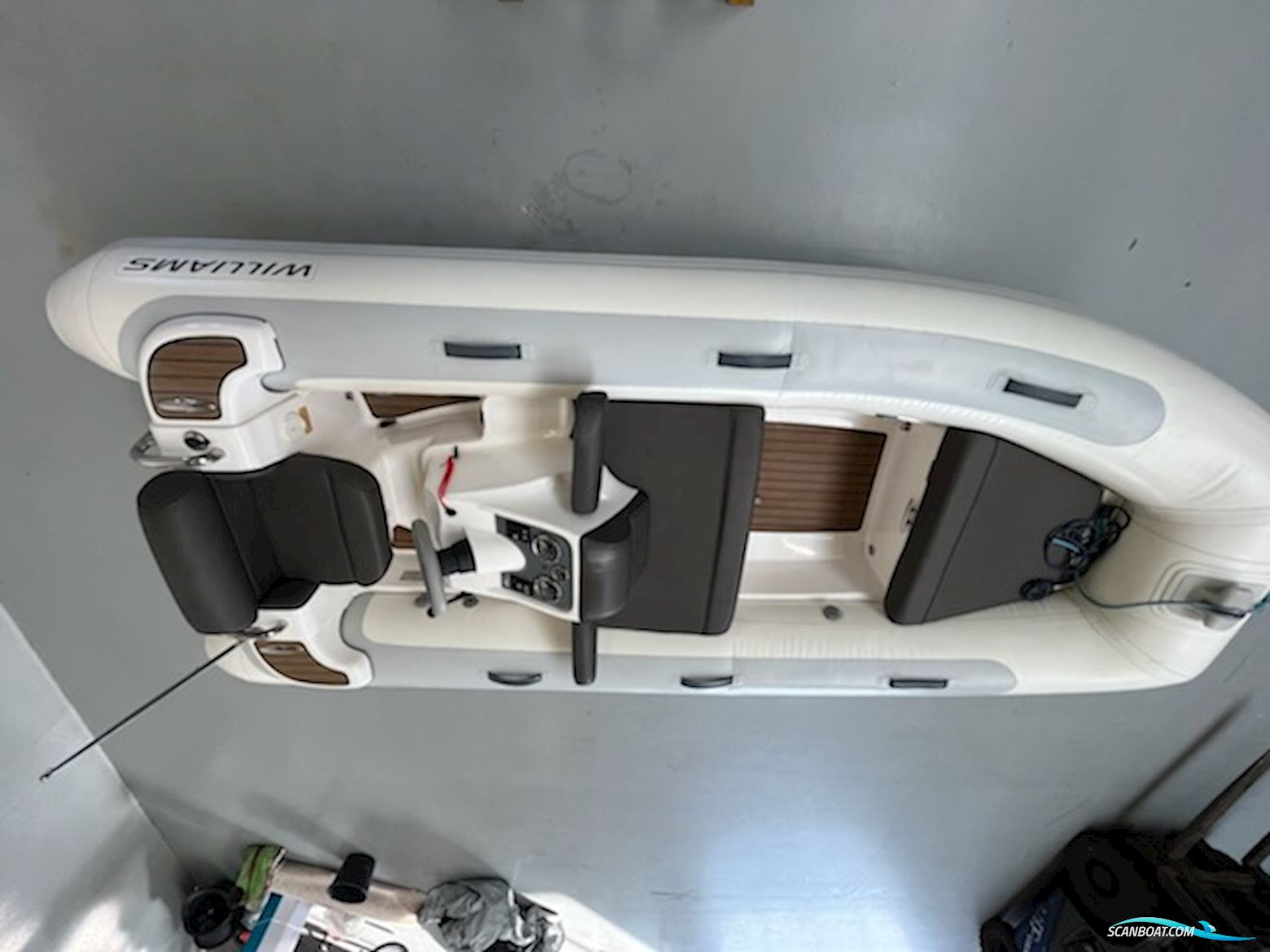 Williams Turbojet 385