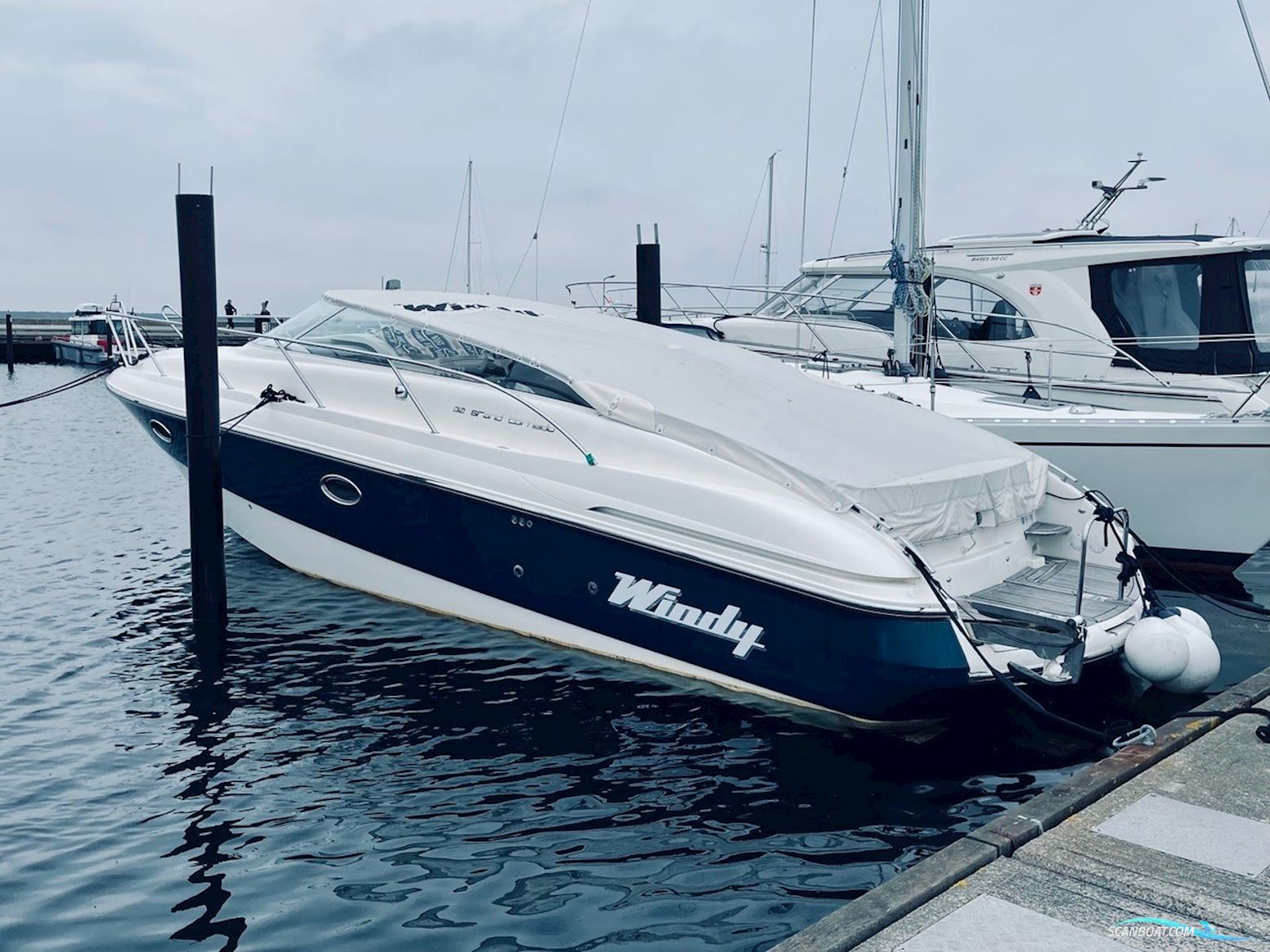 Windy 32 Grand Tornado