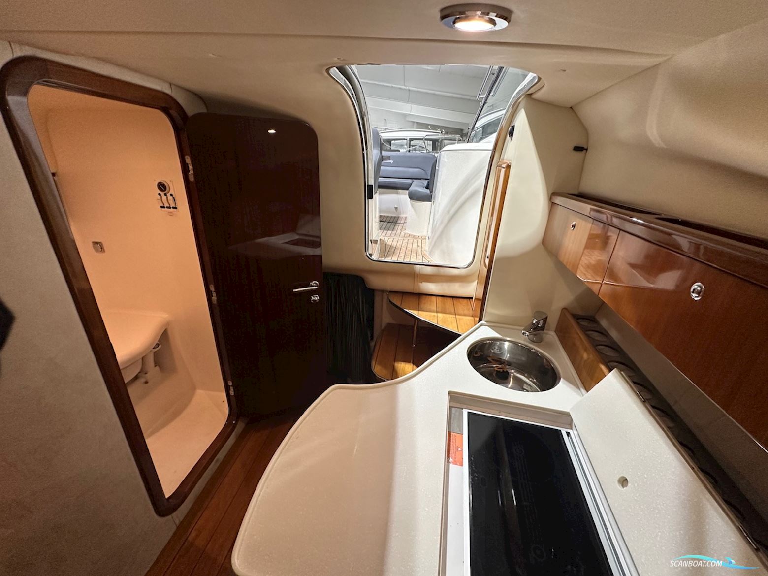 Windy 32 Grand Tornado