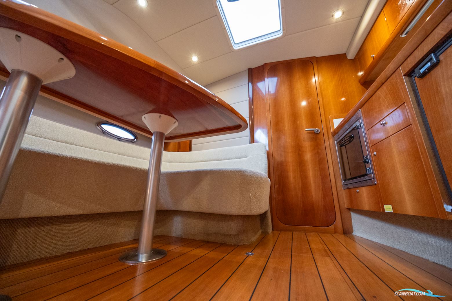 Windy 37 Grand Mistral HT (2008) | 410h | Twin Volvo Penta KAD300 | Immaculate Condition | One Owner