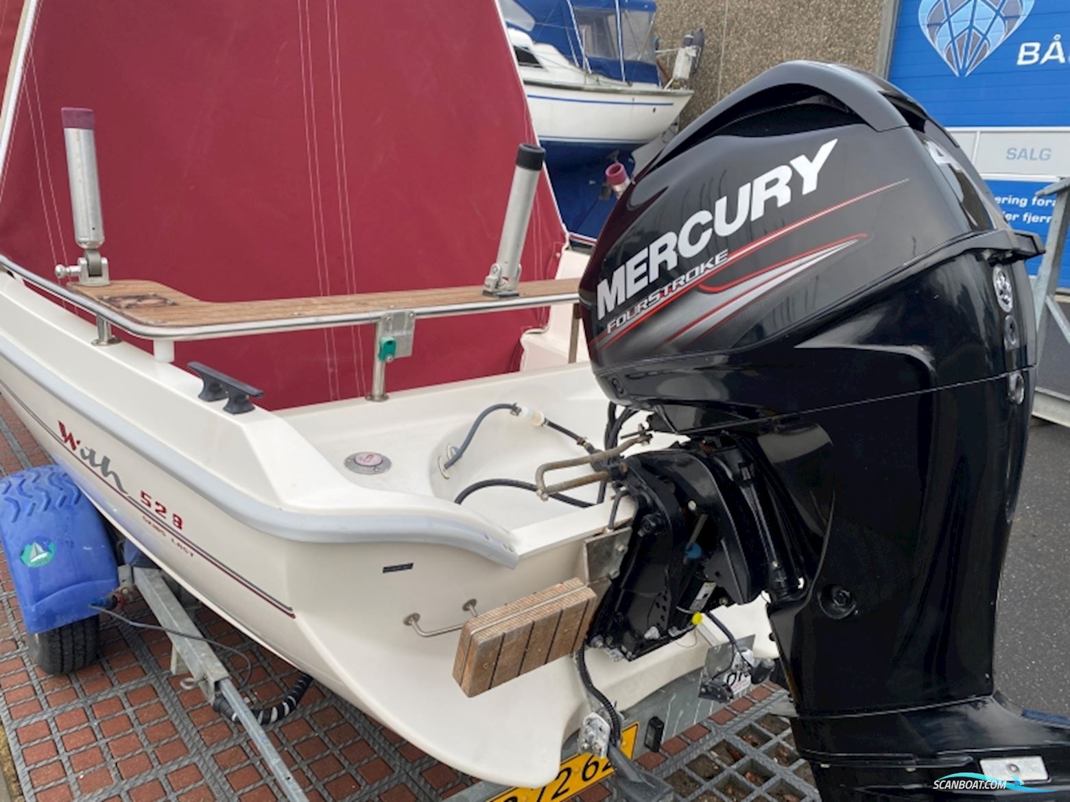 With 528 HT Hardtopbåd