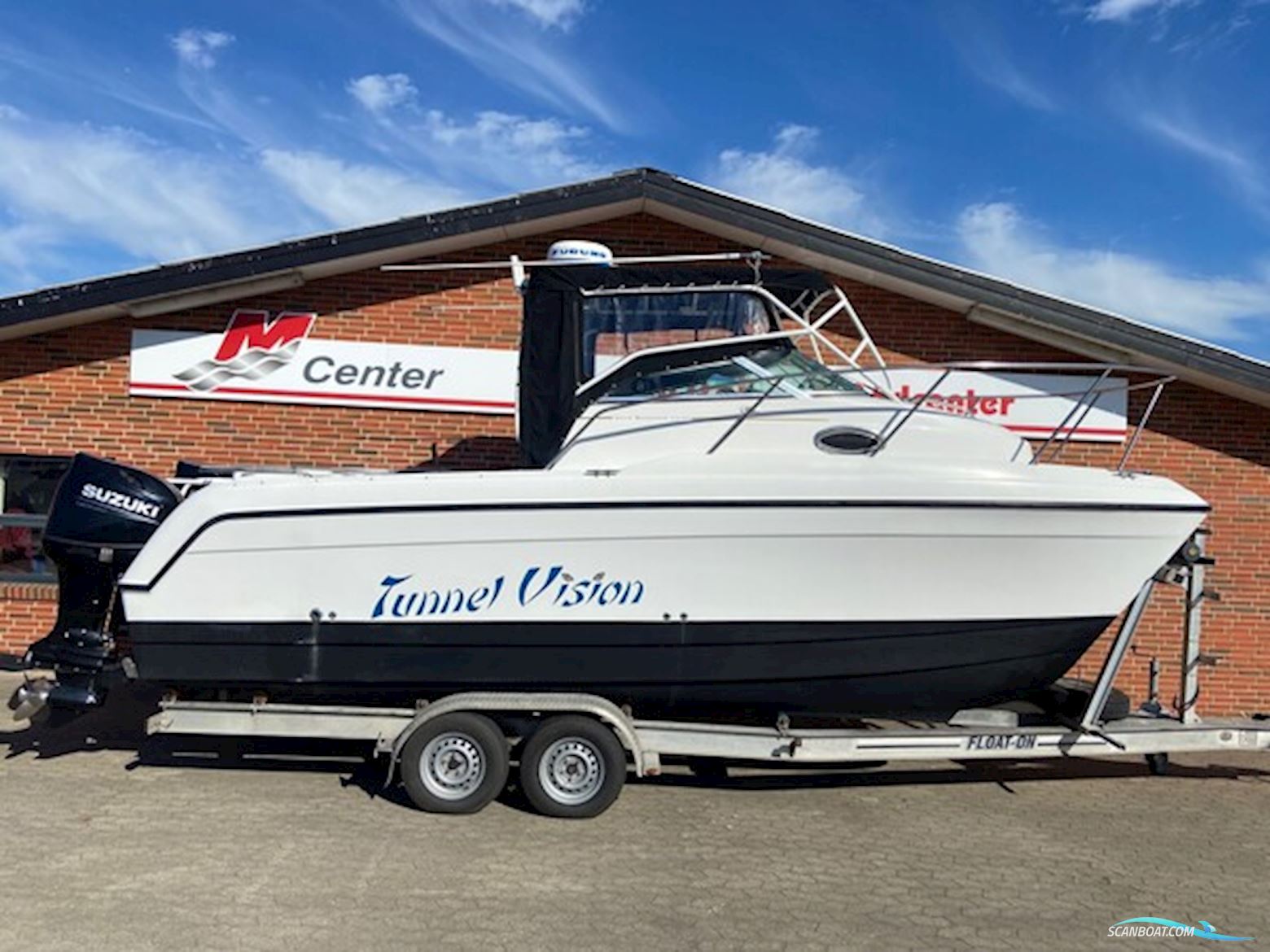 WorldCat Glacier Bay catamaran Isle Runner 2270 m/2 stk. Suzuki F140 hk og float-on alutrailer