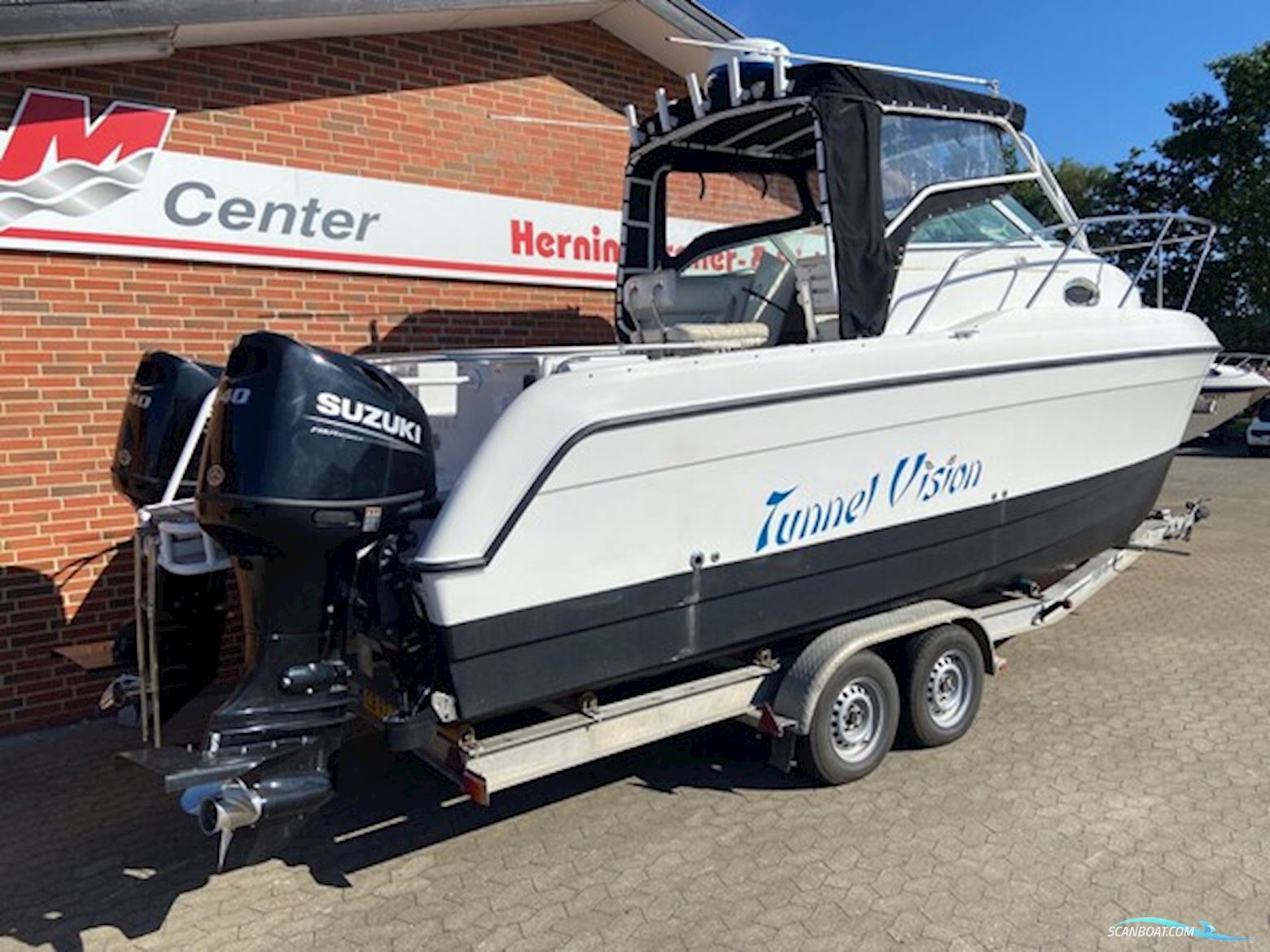 WorldCat Glacier Bay catamaran Isle Runner 2270 m/2 stk. Suzuki F140 hk og float-on alutrailer