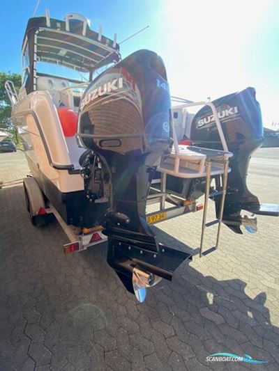 Worldcat Glacier Bay Catamaran Isle Runner 2270 m/2 Stk. Suzuki F140 hk og Float-on Alutrailer Motorboten 2025, met Suzuki motor, Denemarken
