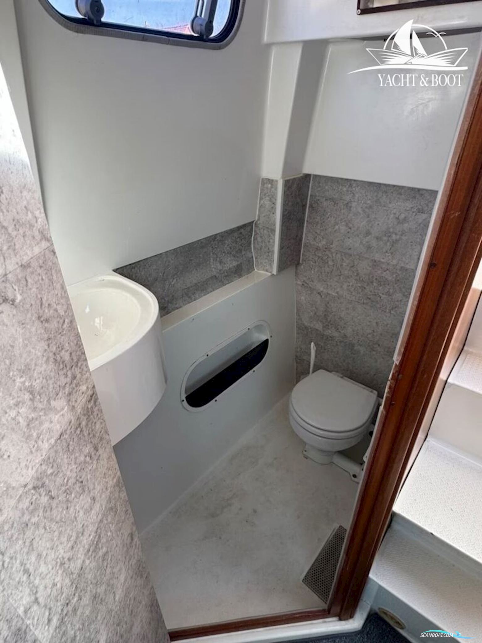 Woterfitz Werft Voyager 860