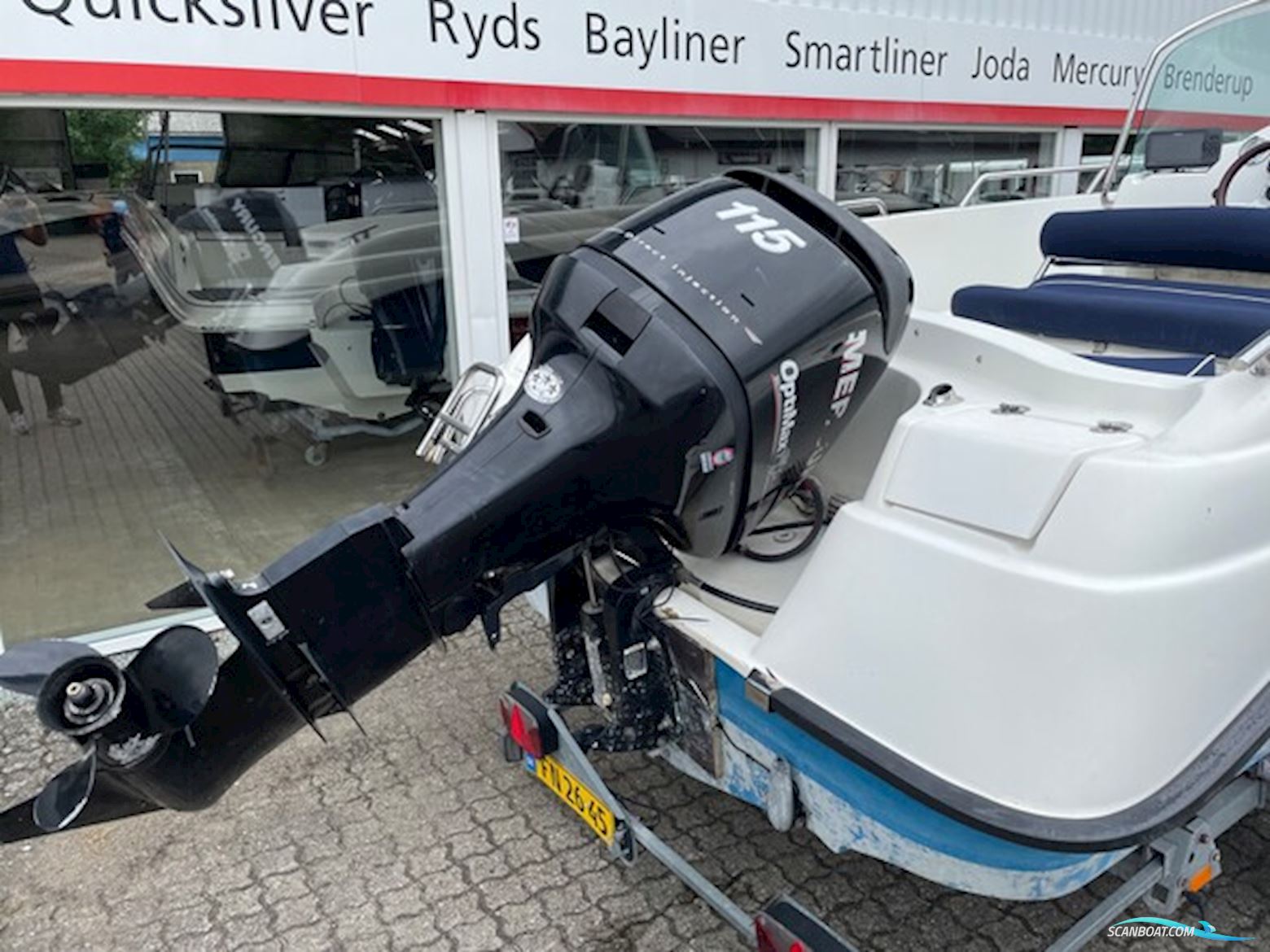 X enes Explorer 570 med Mercury 115 HK Optimax og Tysse Bådtrailer