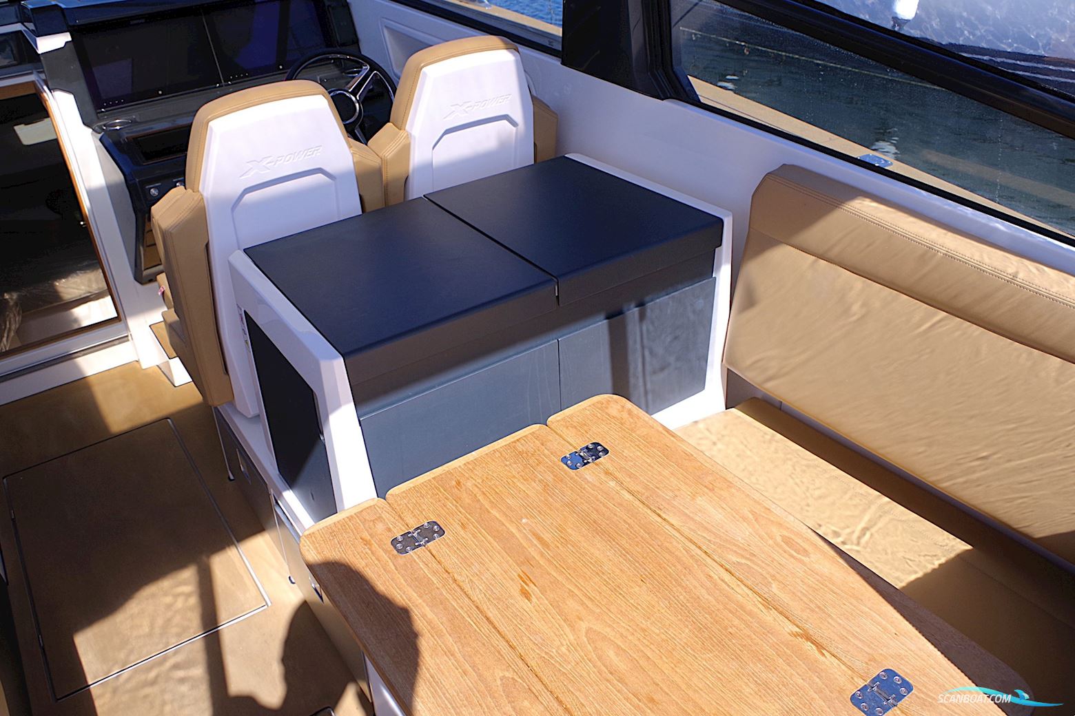 X-Yachts X-Power 33