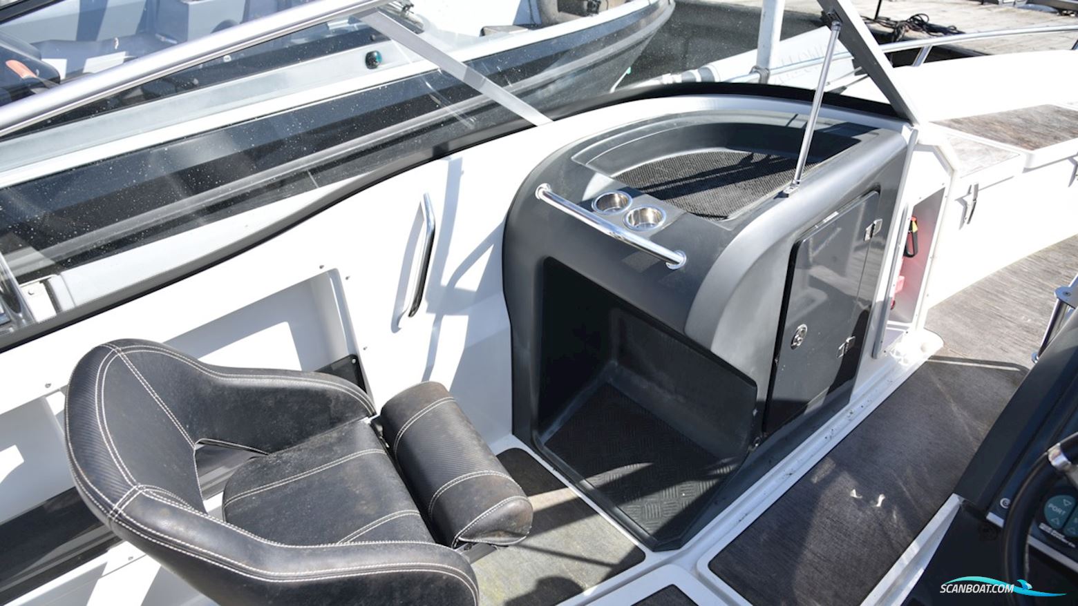 XO 240 RS Open