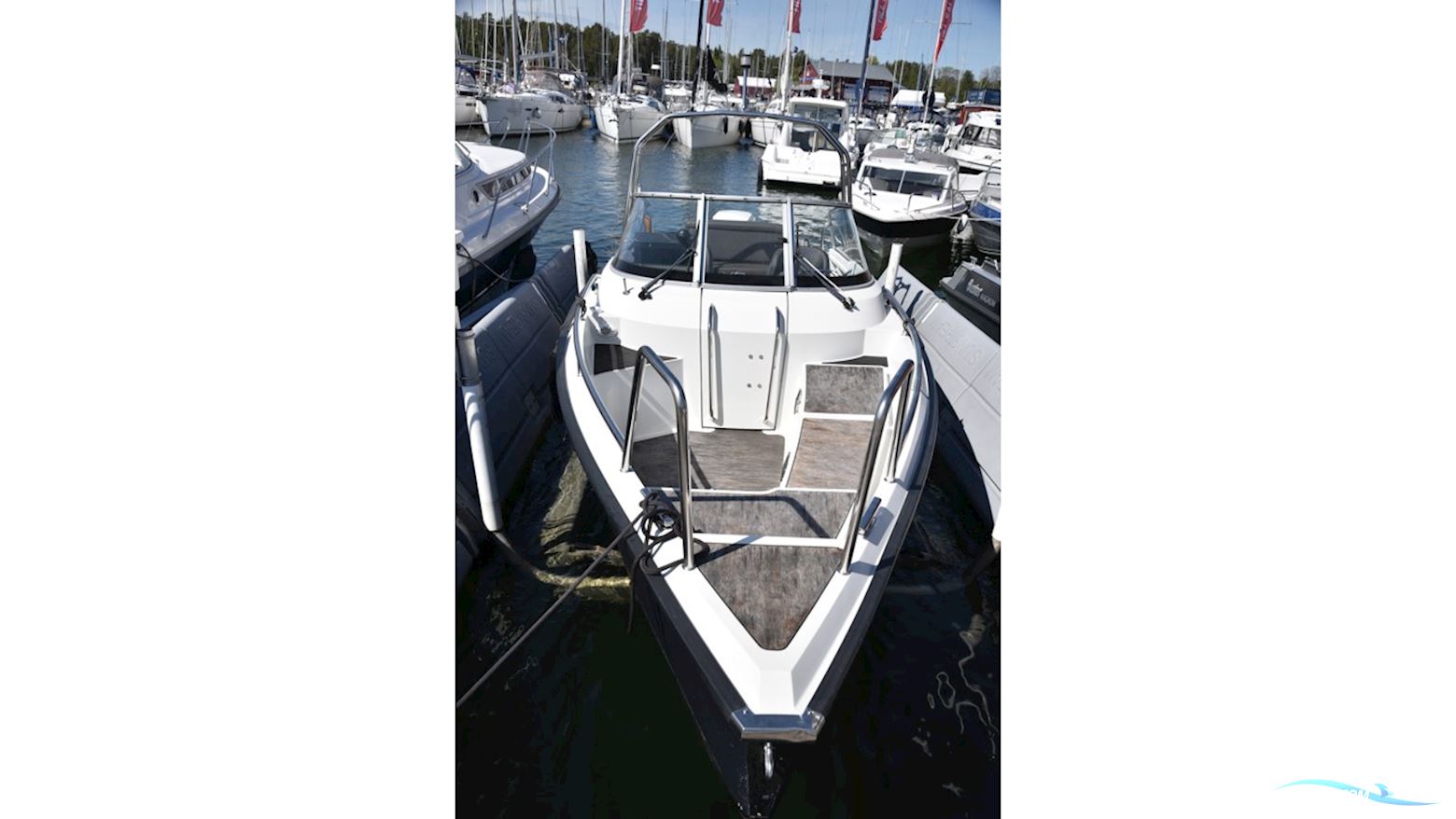 XO 240 RS Open