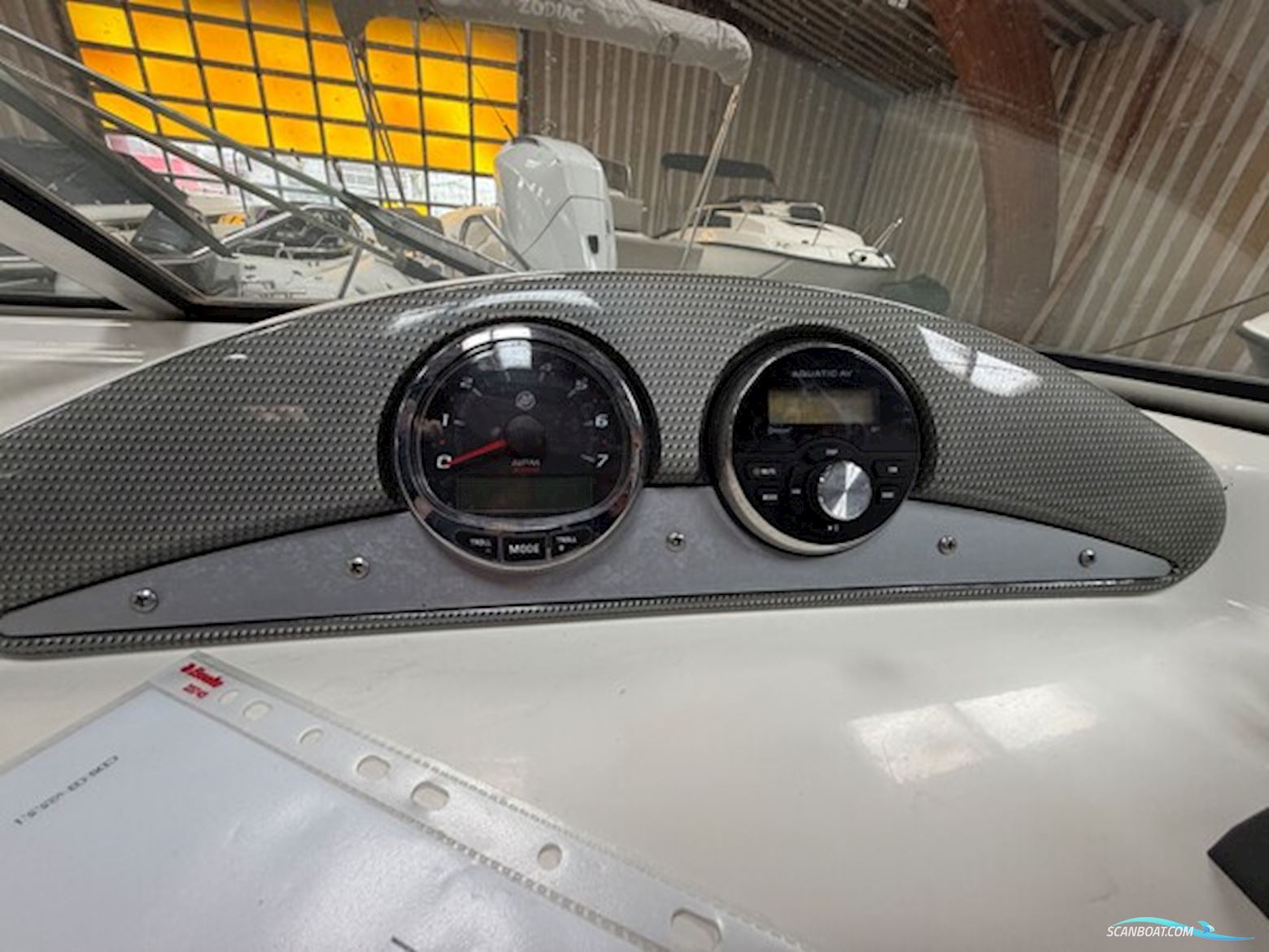 Yamarin 64 DC Med Mercury 150 HK Pro XS – Kun 98 Timer – Garanti Til 2027