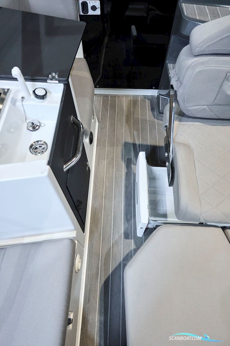 Yamarin 67 DC Premium Edit. Yamaha F225Xcb