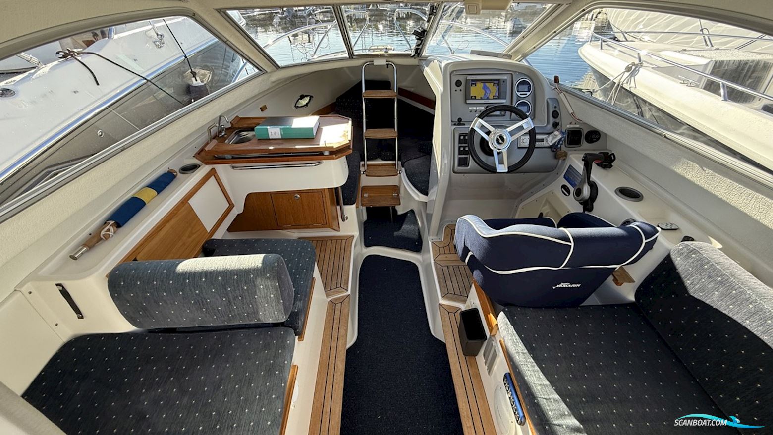 YAMARIN 68 CABIN