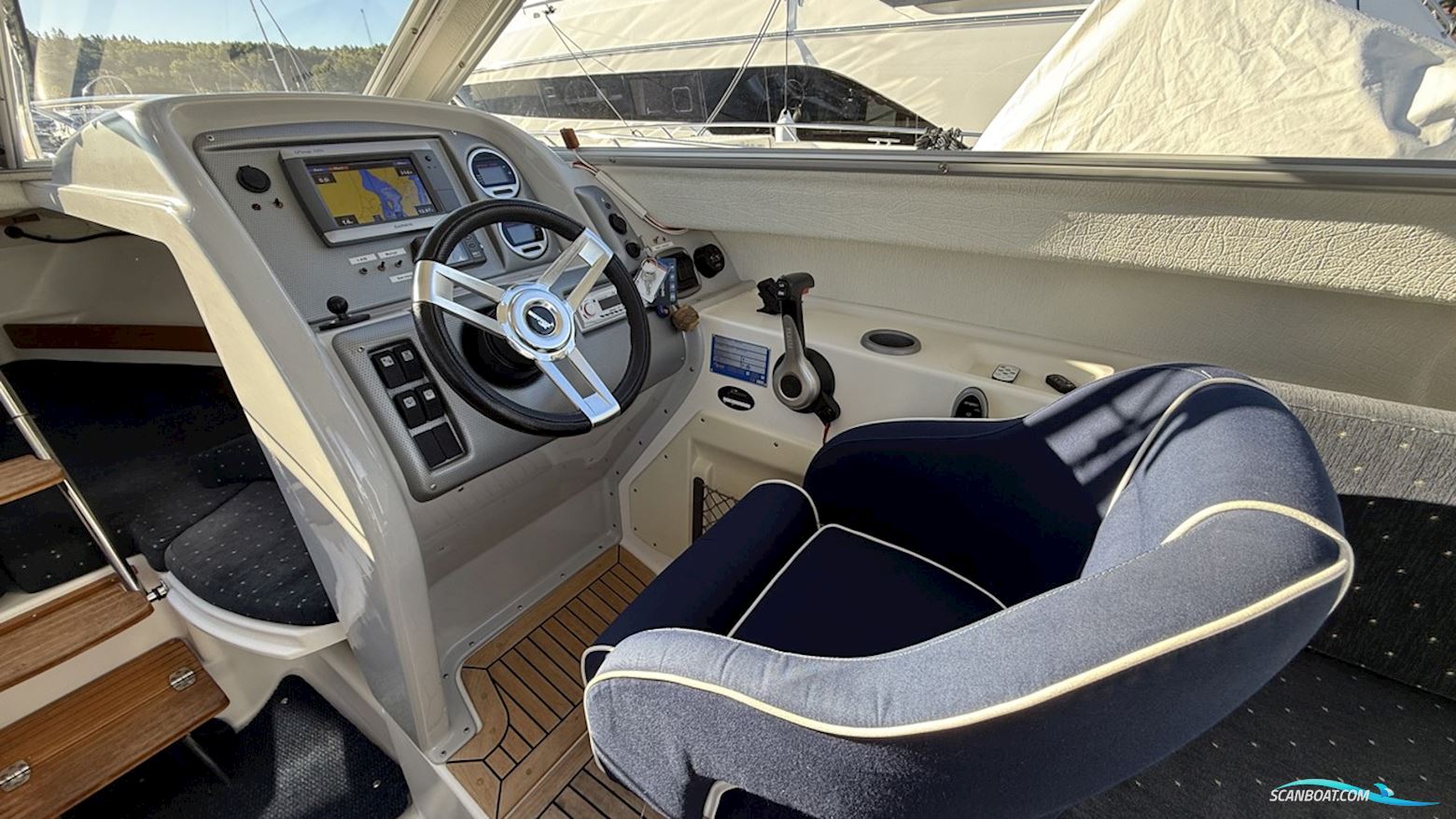 YAMARIN 68 CABIN