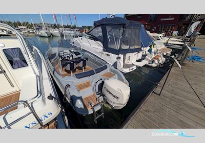 YAMARIN CROSS 61 CENTER CONSOLE Motorboten 2013, met Evinrude  motor, Sweden