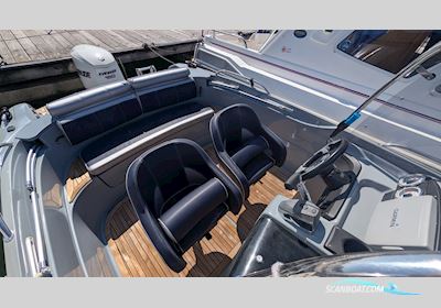 YAMARIN CROSS 61 CENTER CONSOLE Motorboten 2013, met Evinrude  motor, Sweden