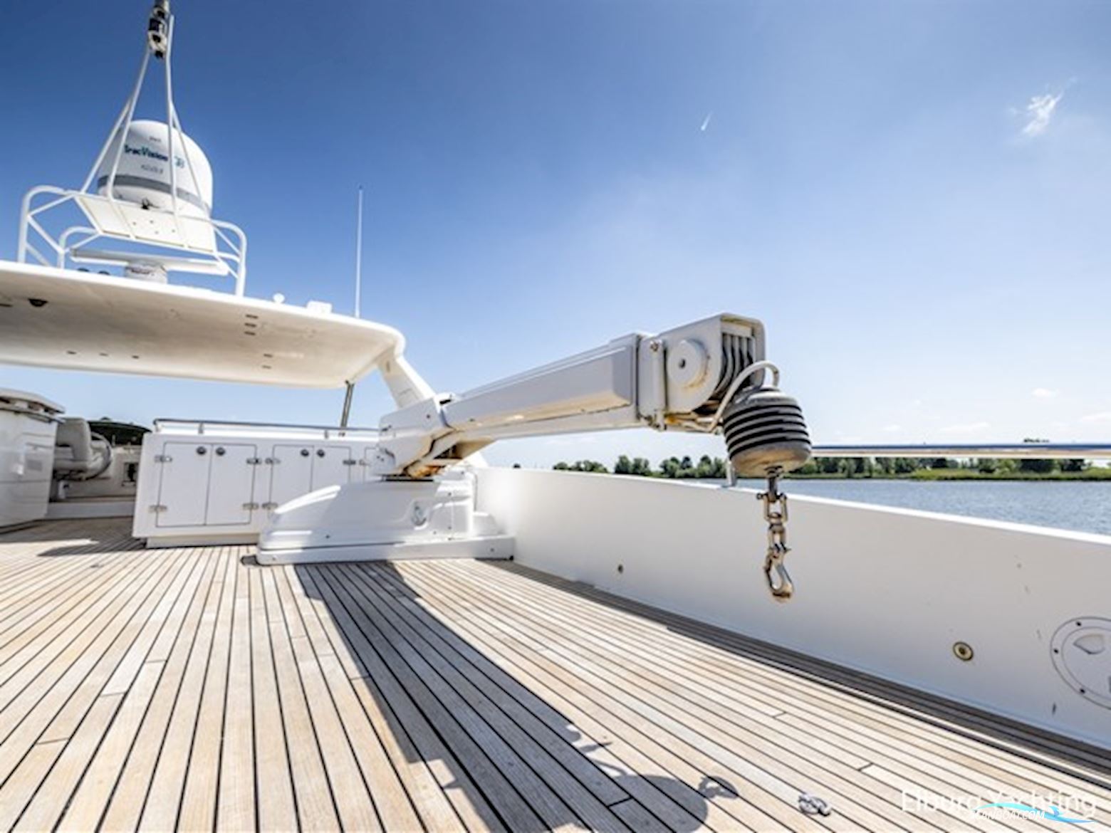 Yaretti 25.20 - Superior