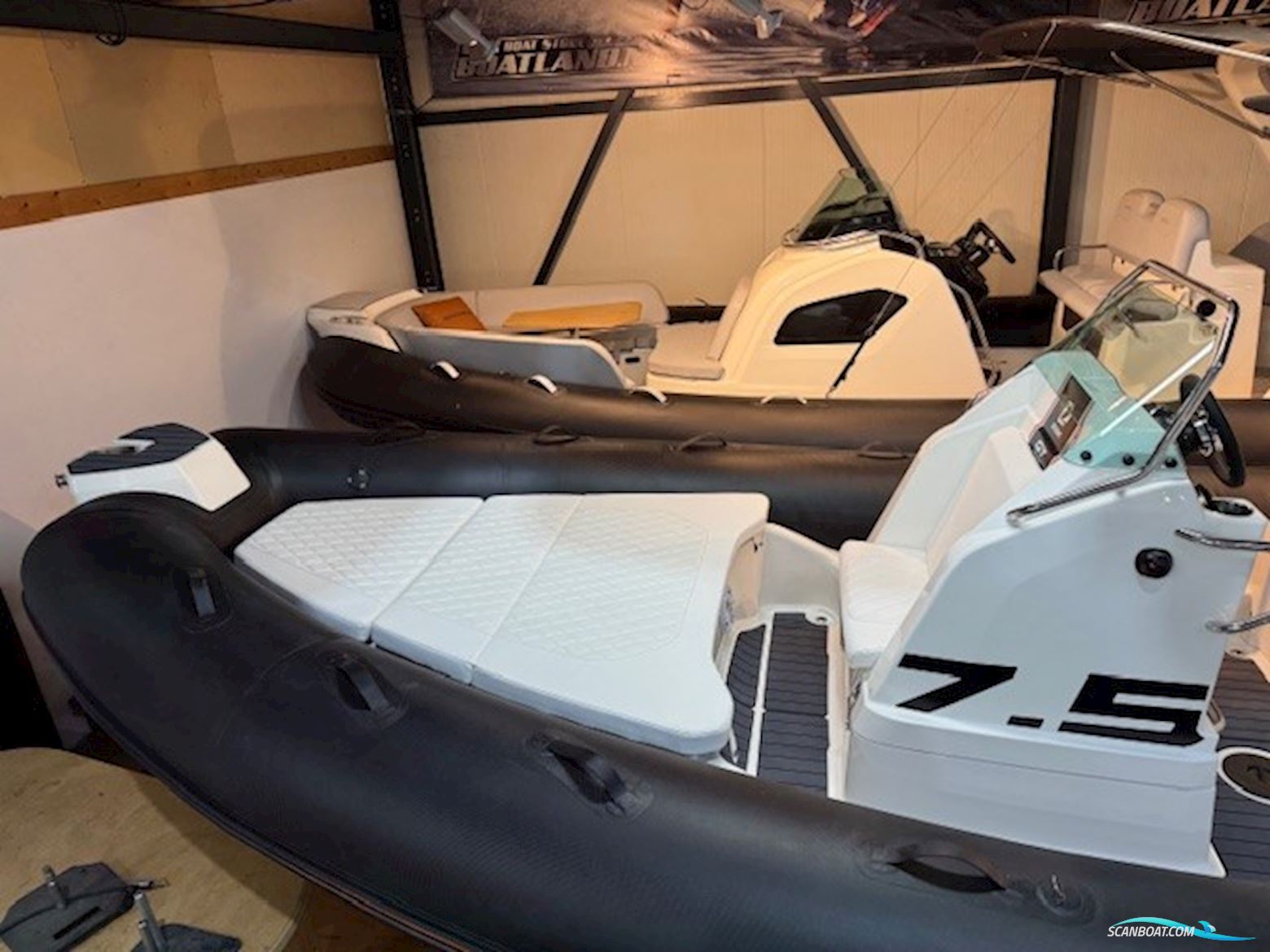 Zodiac Medline 7.5 GT Limited nr.26