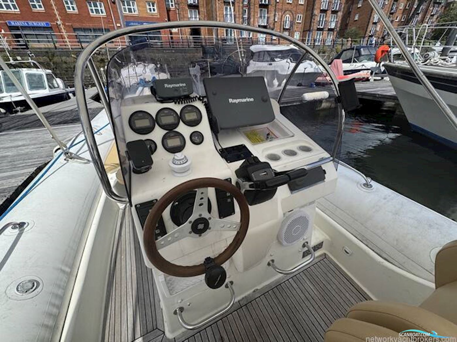 Zodiac Medline III Rib