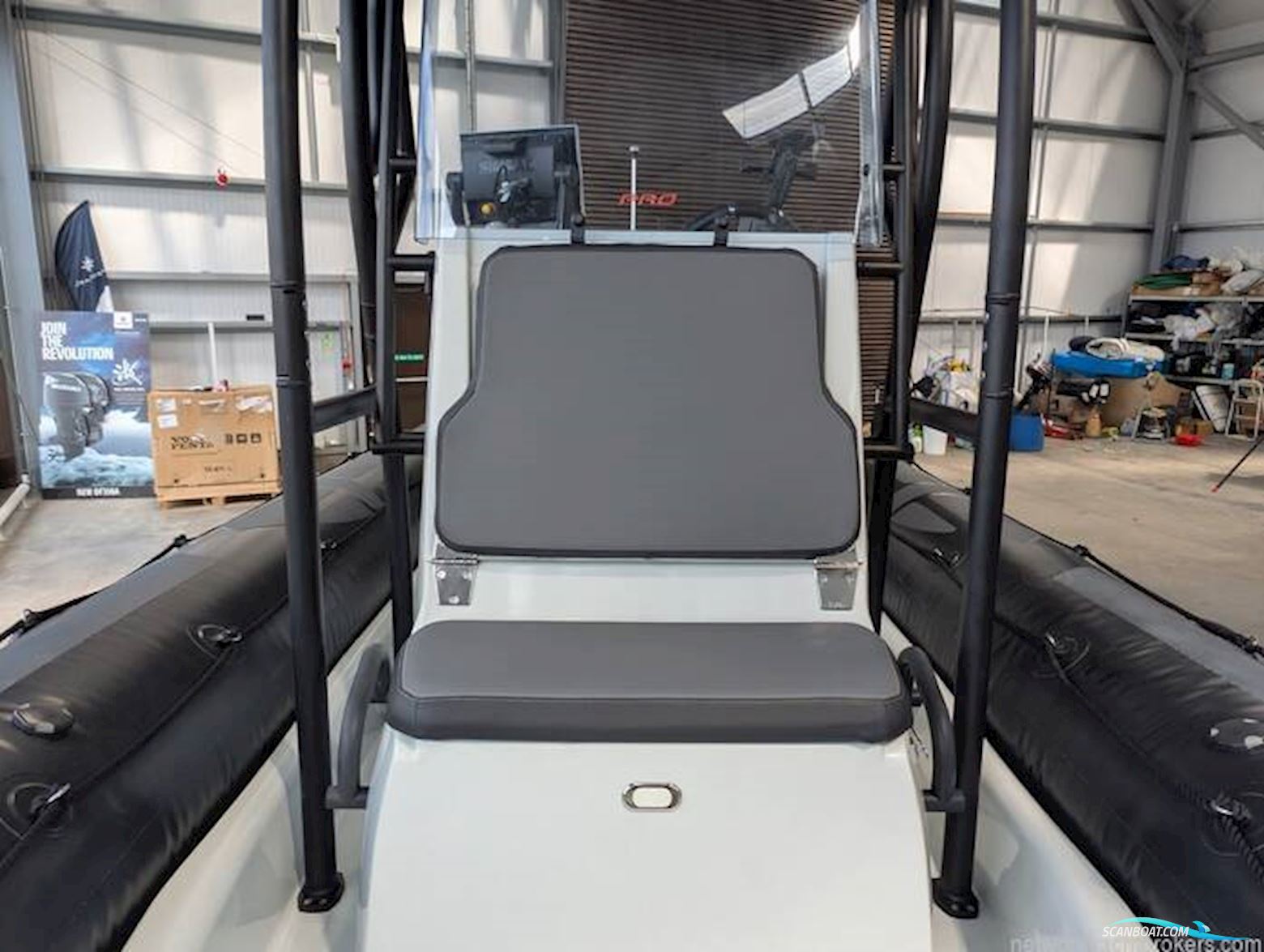 Zodiac Pro 7 RIB