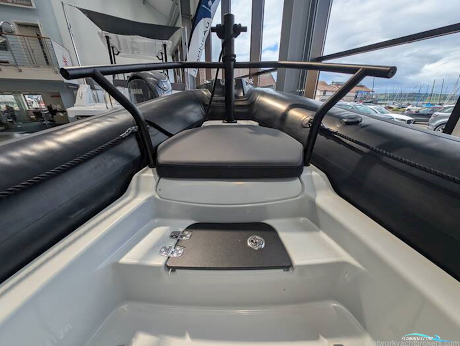 Zodiac Pro 7 RIB