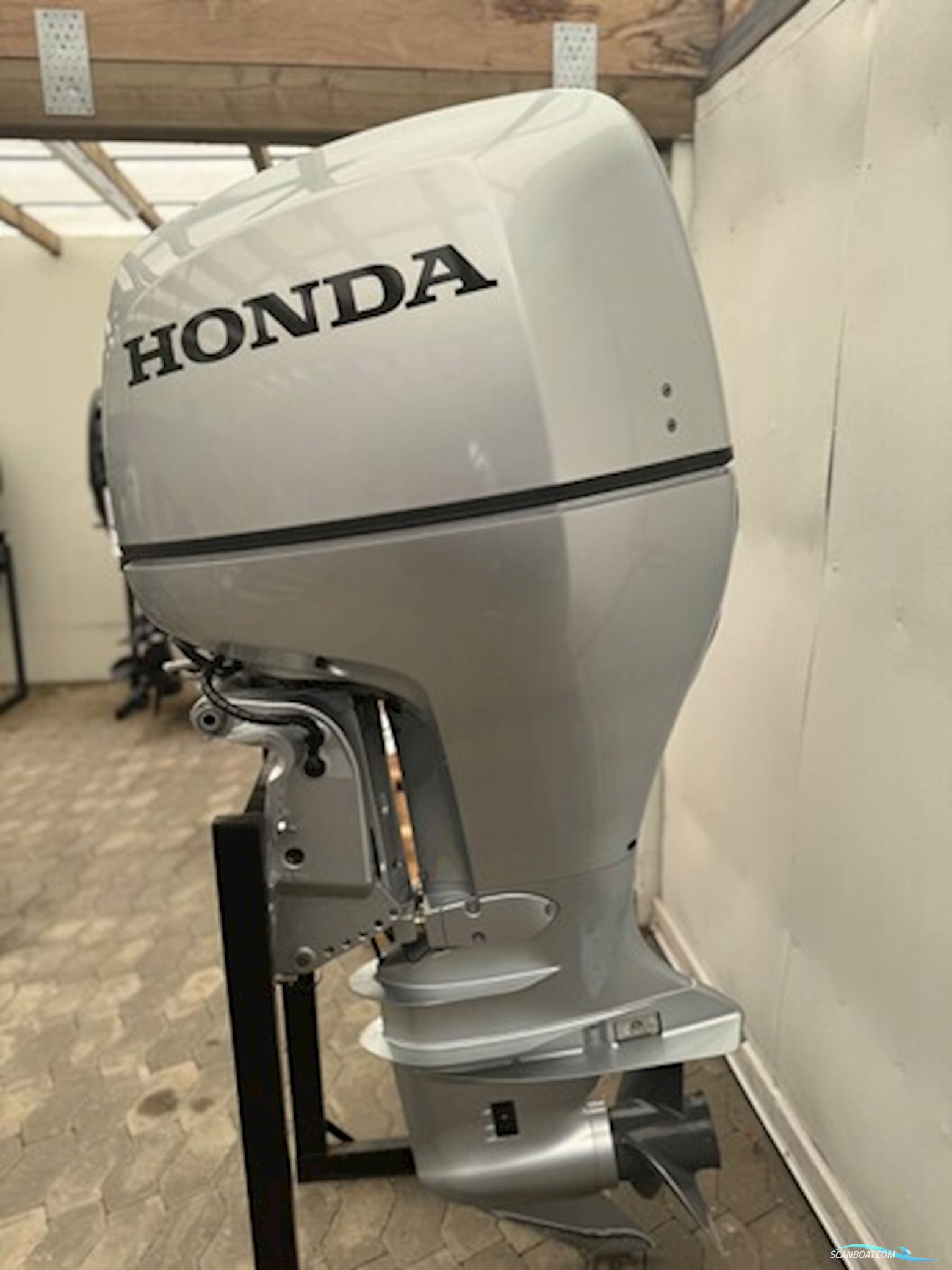 135 hk Honda BF135 XL ben - engros til cvr nummer.