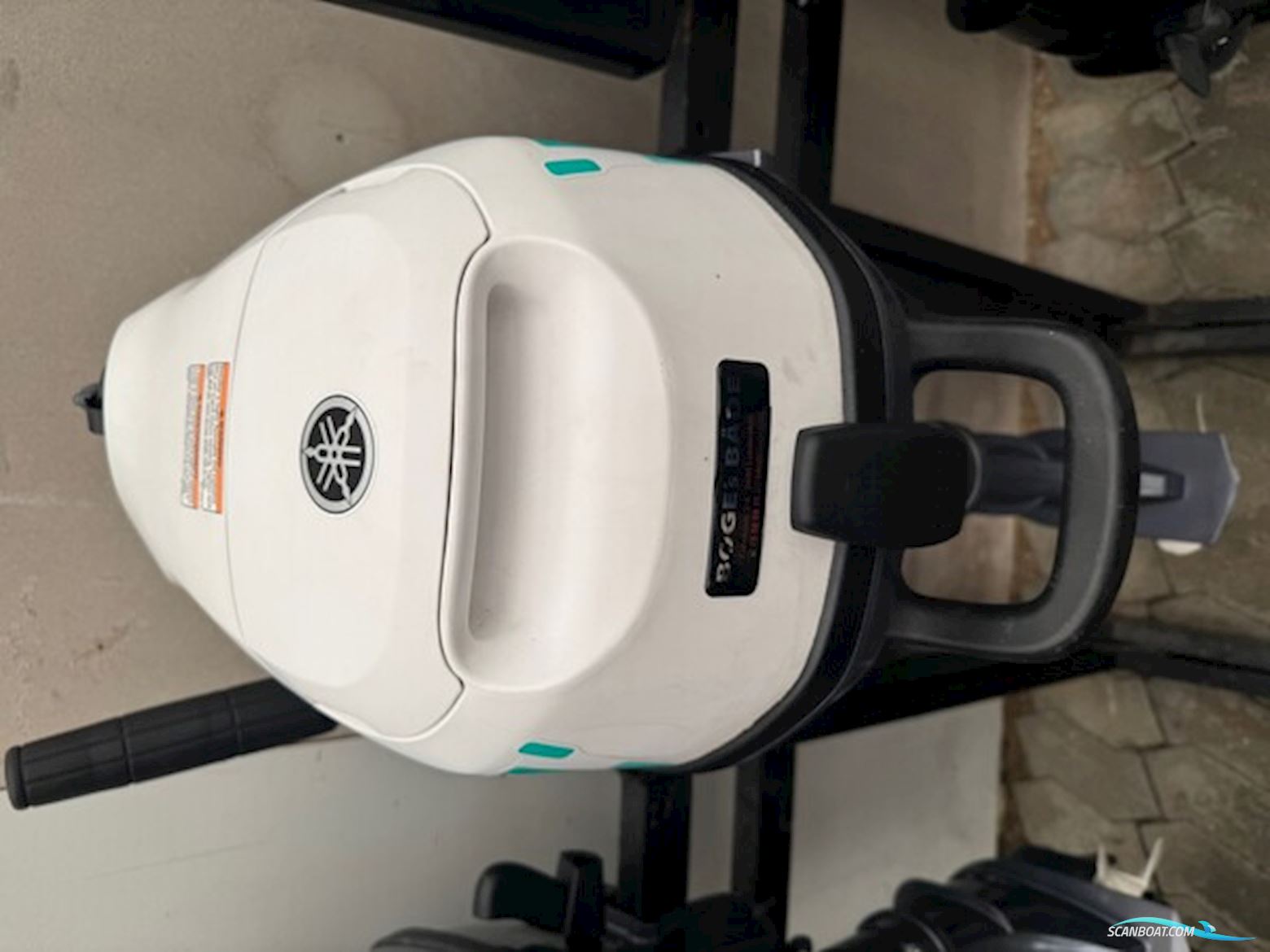 4 HK Yamaha 4 Takt Med Kort Ben