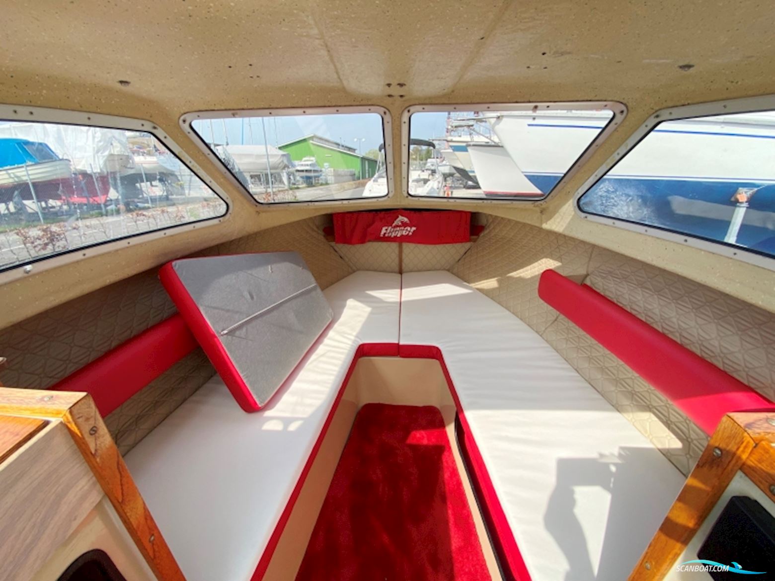 Flipper 570 HT Hardtopbåd
