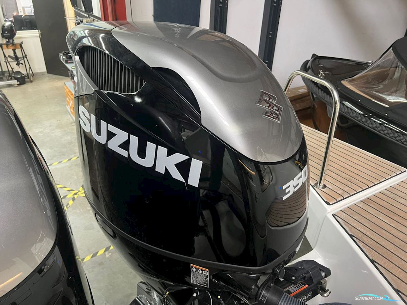 Suzuki DF 350 Atxx Duo Propeller Overjarig (6 Jaar Garantie)