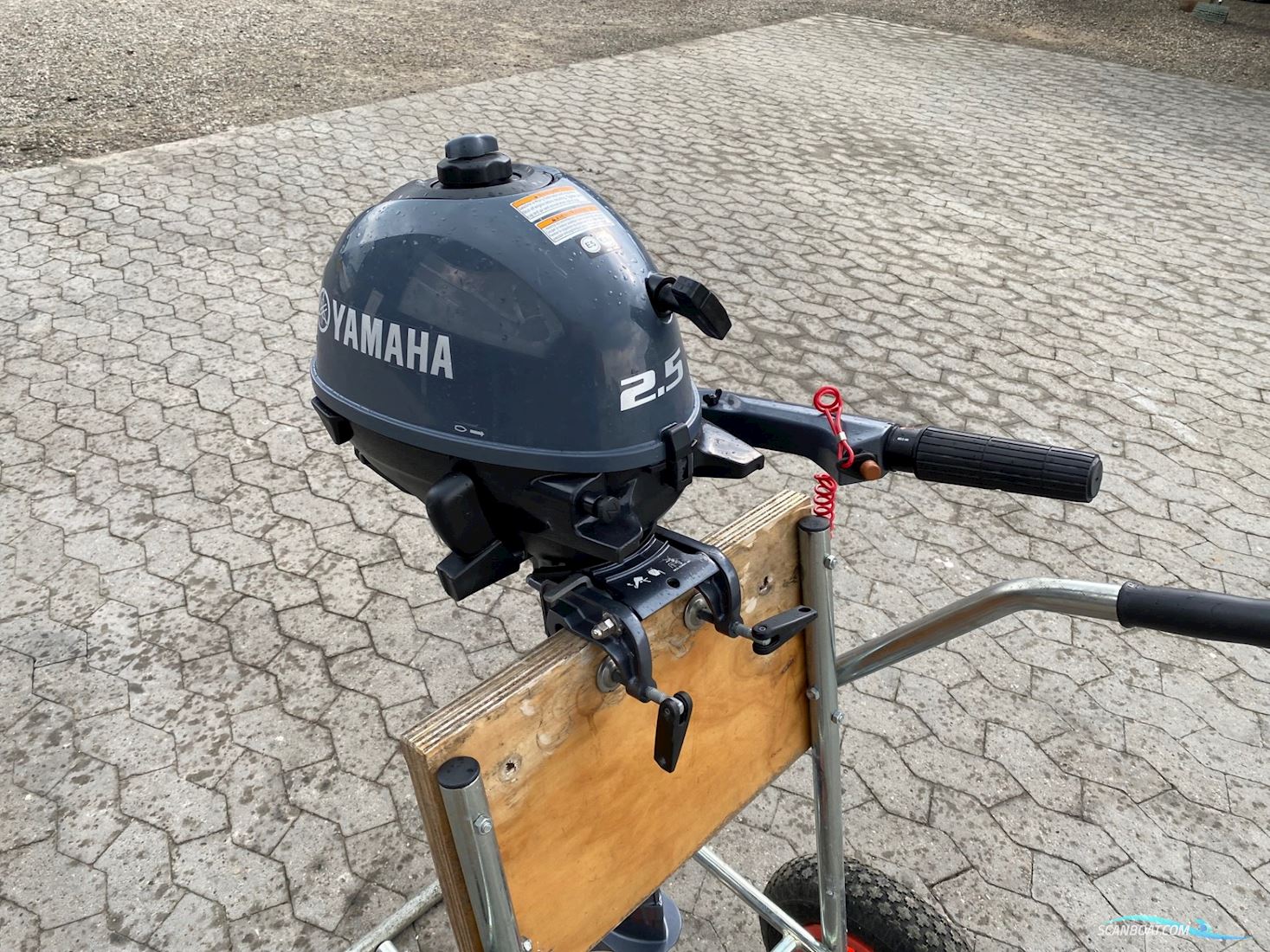 Yamaha F2,5