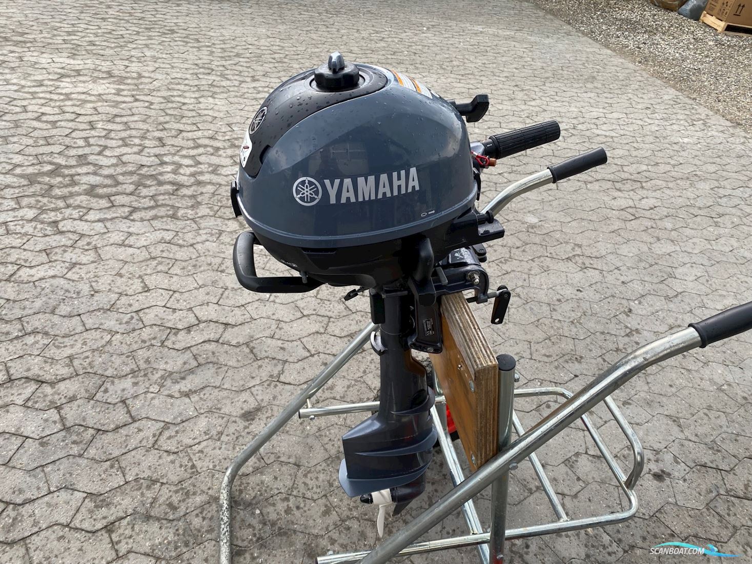 Yamaha F2,5