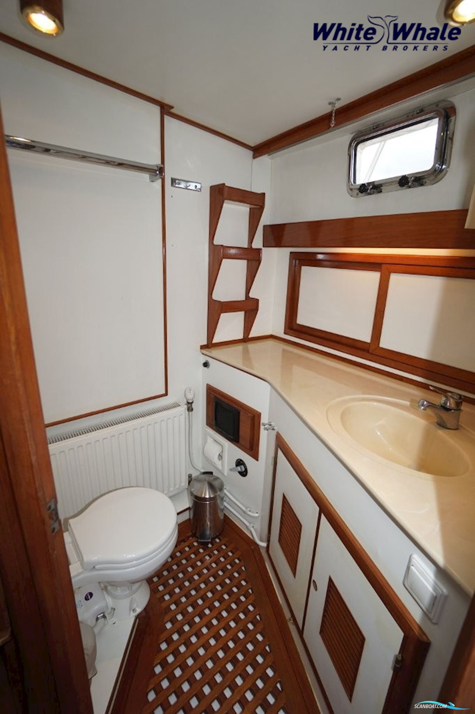 Ams Marine Yachts Trawler 42 DC