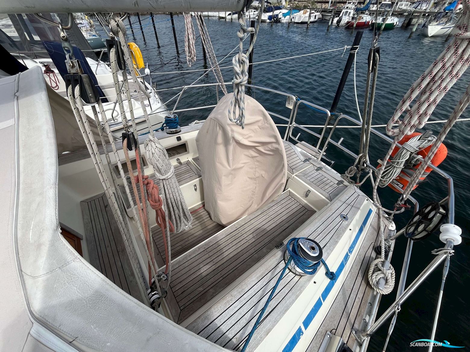 Comfortina 38 (1990)