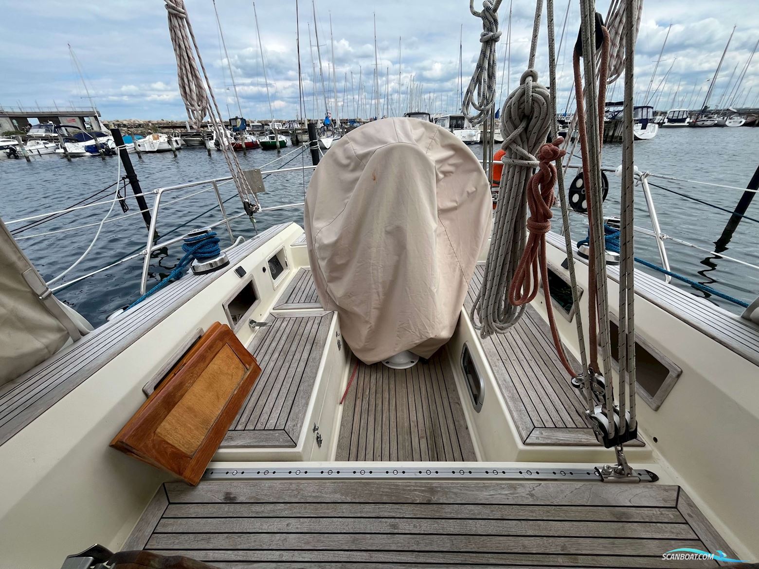 Comfortina 38 (1990)