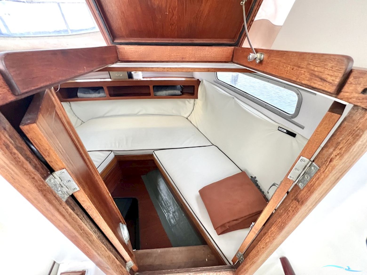 Coronet Elvstrøm 38